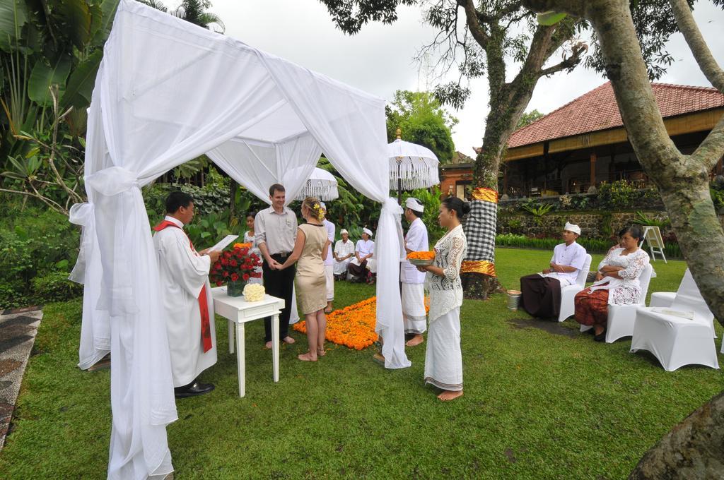 Tirta Ayu Hotel And Restaurant Karangasem Buitenkant foto