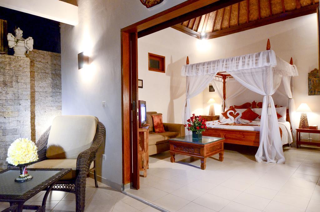 Tirta Ayu Hotel And Restaurant Karangasem Buitenkant foto