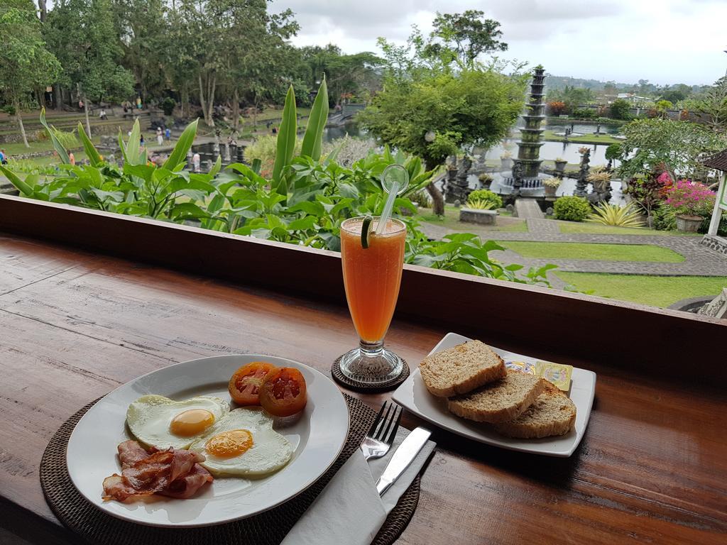 Tirta Ayu Hotel And Restaurant Karangasem Buitenkant foto