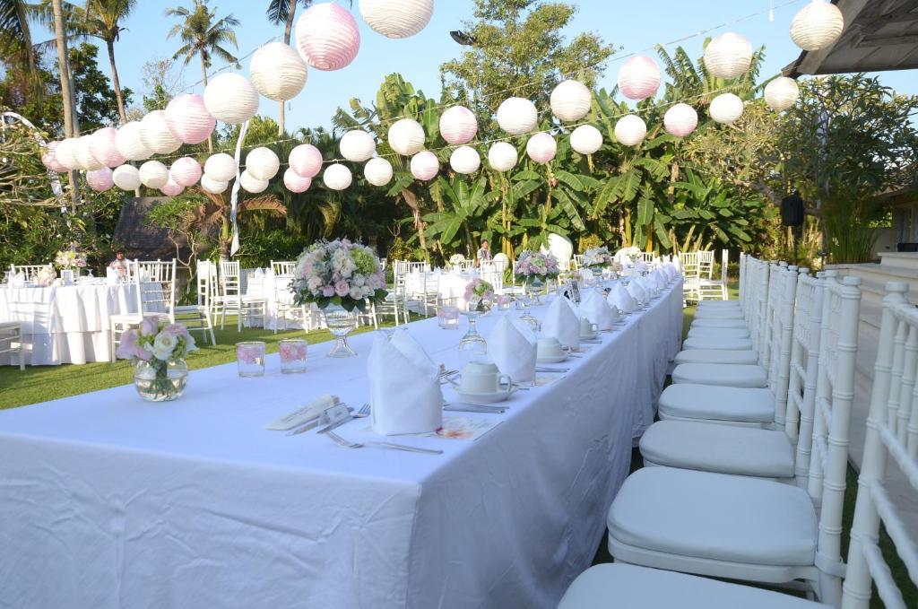 Tirta Ayu Hotel And Restaurant Karangasem Buitenkant foto